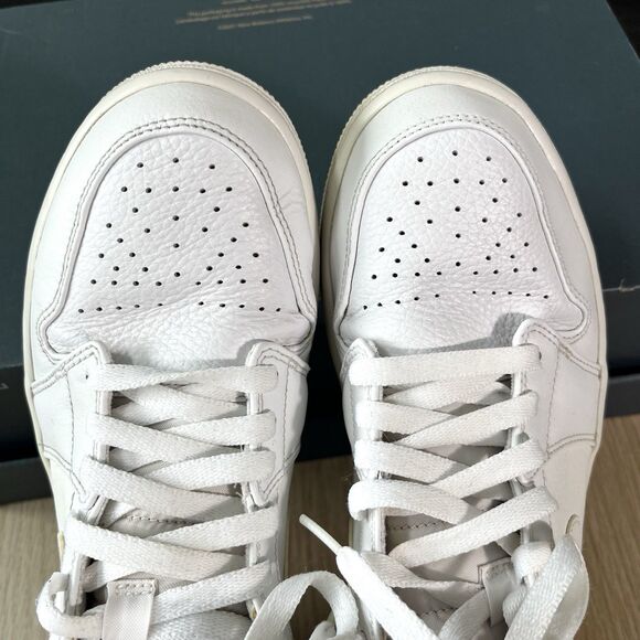 Nike Air Jordan 1 Mid Triple White Basketball Shoes 554724-109 Men's Size 9 - Picture 10 of 12